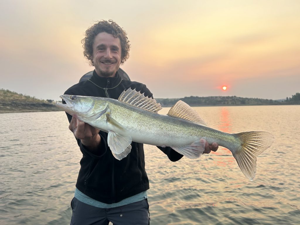 Lucio captura España / vacaciones de pesca en España / vacances pêche Espagne
